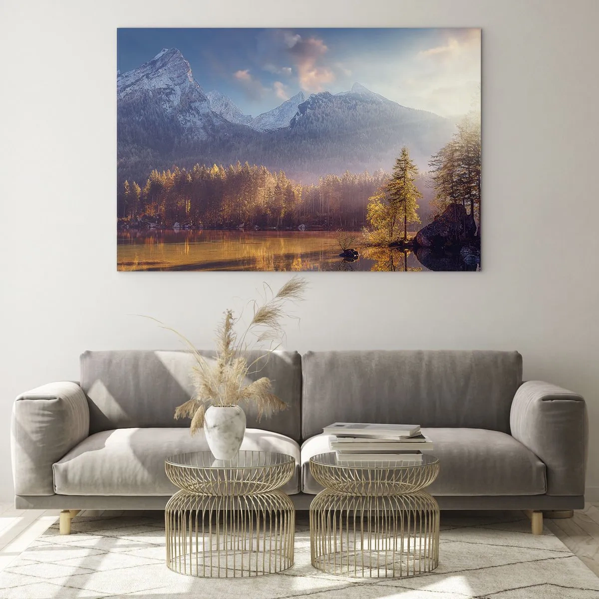 Quadro su vetro - Luce dorata del mattino su un lago di montagna circondato dalla foresta - 70x50cm - Sui monti e nelle valli - Decorazione murale moderna per soggiorno e camera da letto ARTTOR
