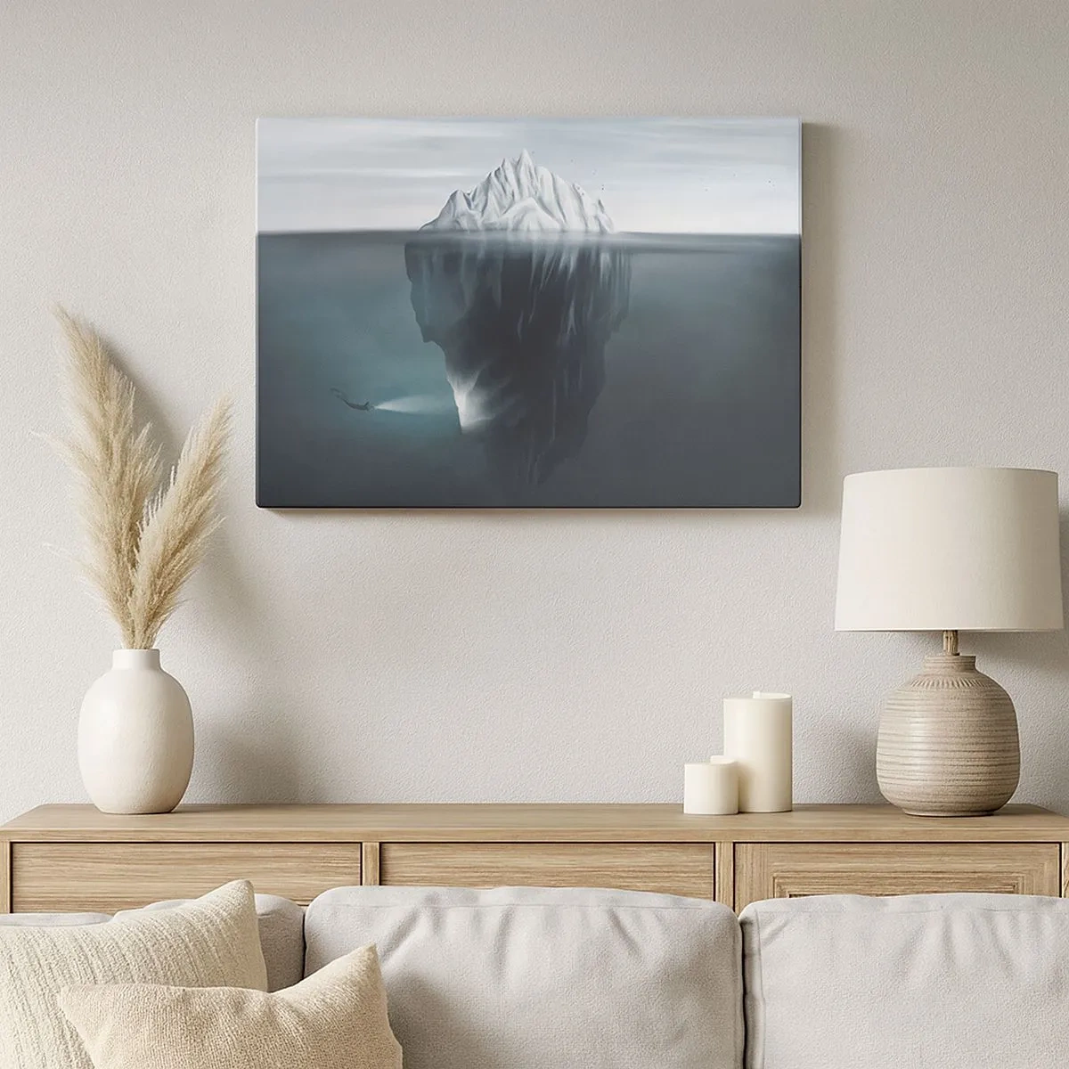 Quadro su tela - Stampe su Tela - Un iceberg in acqua con un sub e un riflettore sotto la superficie. - 70x50cm - Mistero sottomarino - Decorazione murale moderna per soggiorno e camera da letto ARTTOR