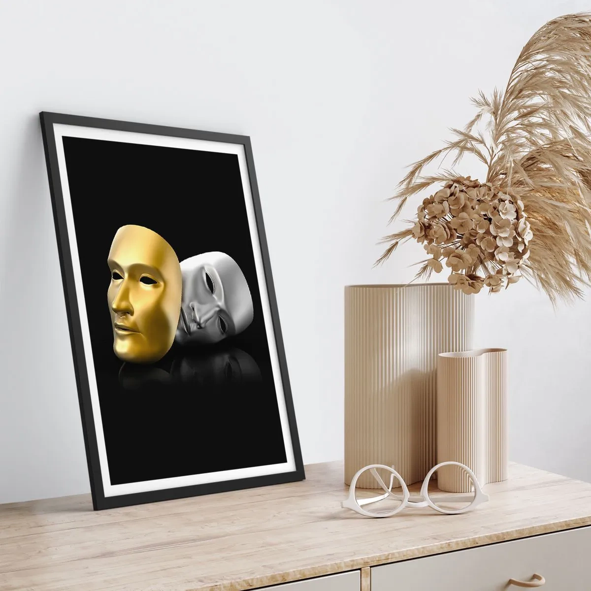 Poster in cornice nera - Maschera in oro e argento su sfondo nero - 50x70cm - La vita è teatro - Decorazione murale moderna per soggiorno e camera da letto ARTTOR