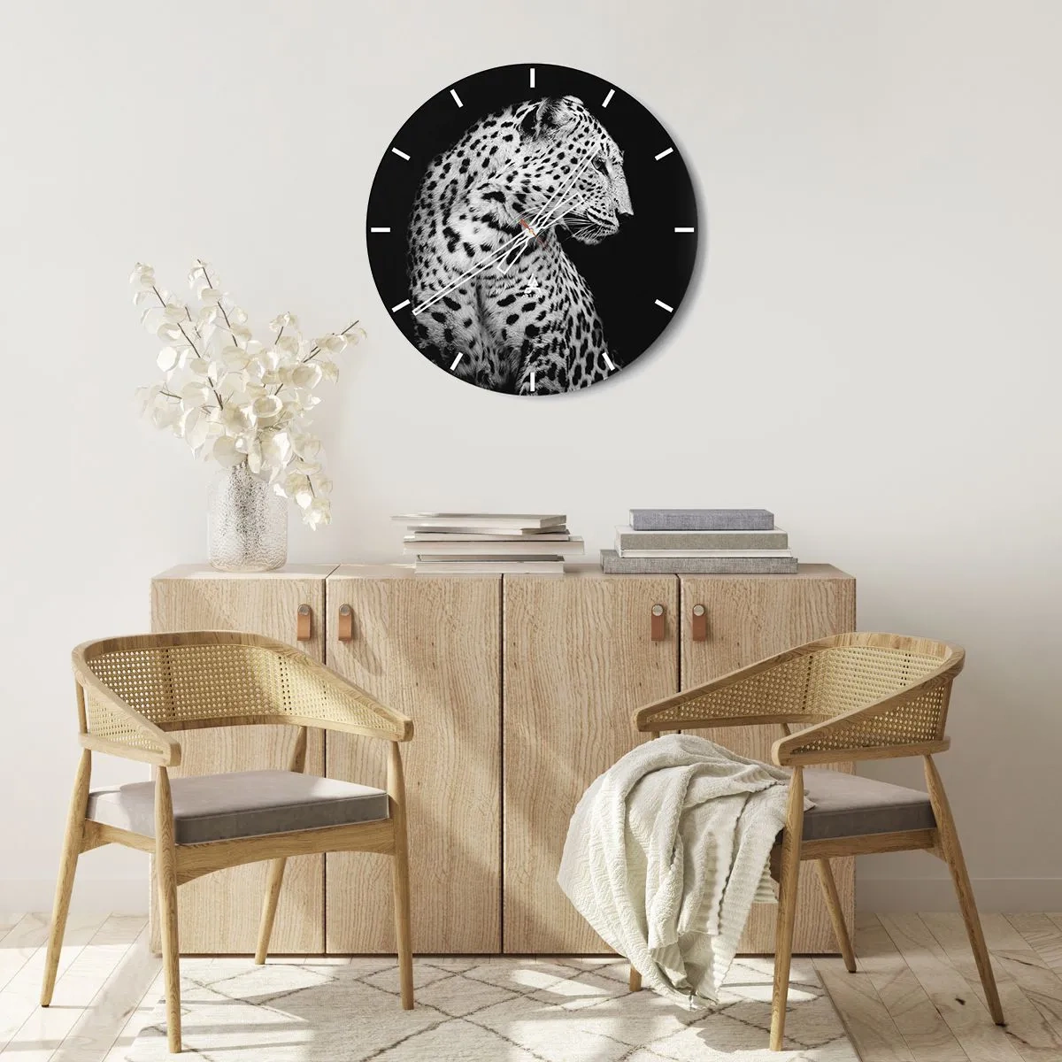 Orologio da parete - Orologio in Vetro - Ritratto in bianco e nero di un leopardo su sfondo nero - 30x30cm - Profilo destro perfetto! - Decorazione murale moderna per soggiorno, cucina e camera da letto ARTTOR