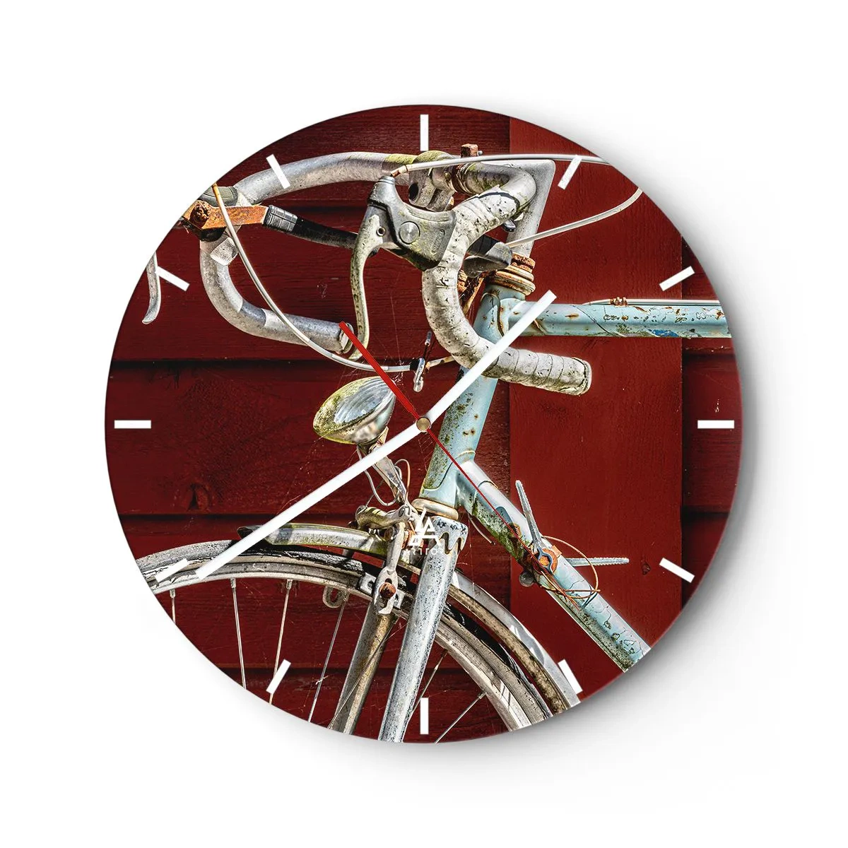Orologio da parete - Orologio in Vetro - Primo piano di una bicicletta retrò su uno sfondo rosso - 30x30cm - Creata per la vittoria - Decorazione murale moderna per soggiorno, cucina e camera da letto ARTTOR