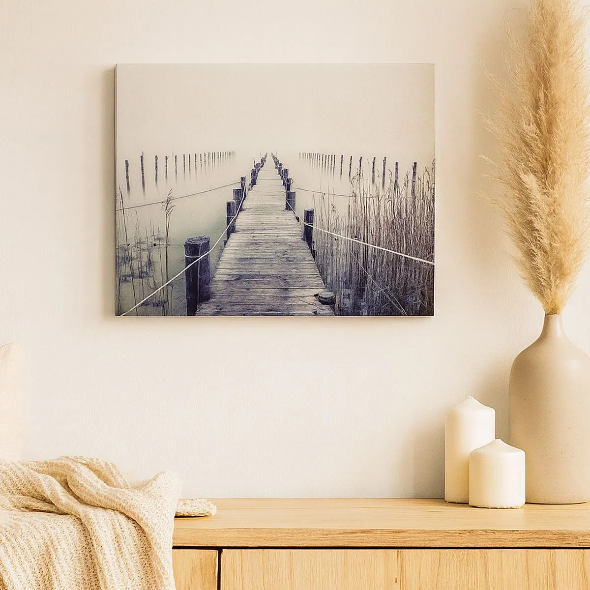Quadro su tela - Stampe su Tela - Un ponte di legno che conduce in uno spazio nebbioso - 70x50cm - Immergiti nella pace - Decorazione murale moderna per soggiorno e camera da letto ARTTOR