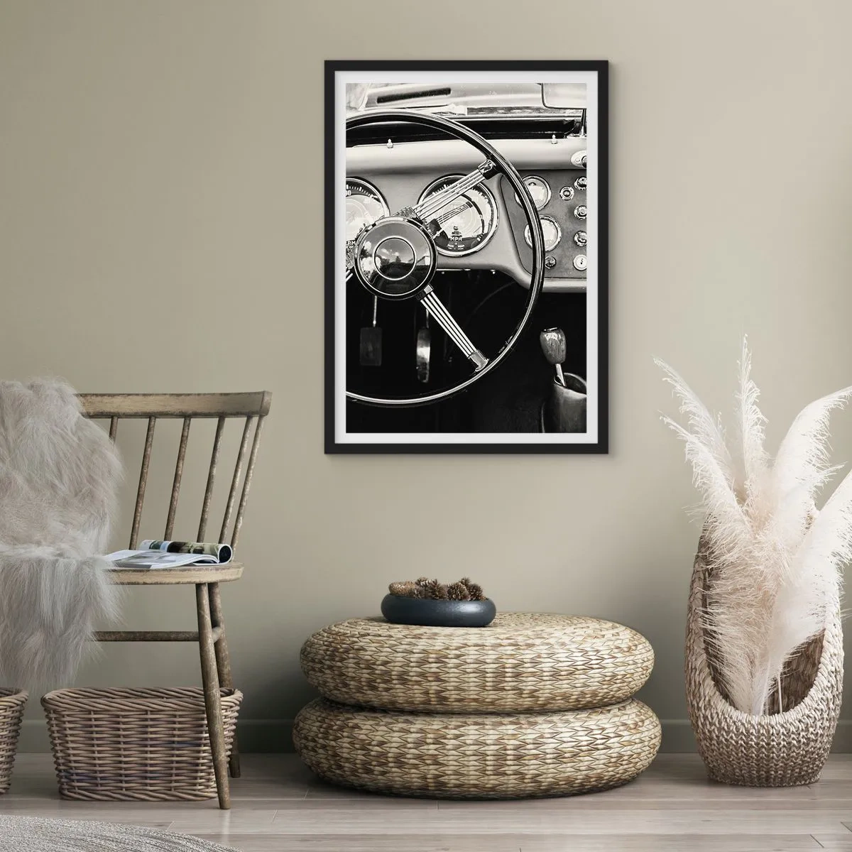 Poster in cornice nera - L'interno di un'auto d'epoca in stile monocromatico - 50x70cm - Il sogno del collezionista - Decorazione murale moderna per soggiorno e camera da letto ARTTOR