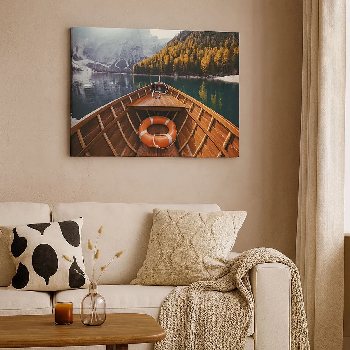 Quadro su tela - Stampe su Tela - Una barca di legno su un lago di montagna circondato dalla foresta - 70x50cm - Gita sui monti - Decorazione murale moderna per soggiorno e camera da letto ARTTOR