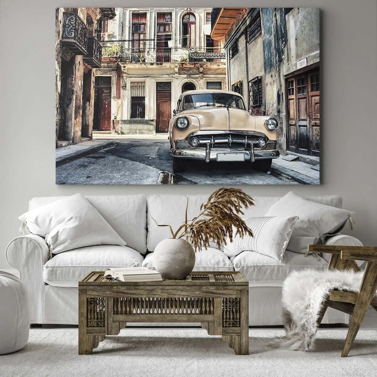 Quadro su tela - Stampe su Tela - Un'auto d'epoca sullo sfondo dell'architettura urbana - 70x50cm - Siesta all'Avana - Decorazione murale moderna per soggiorno e camera da letto ARTTOR