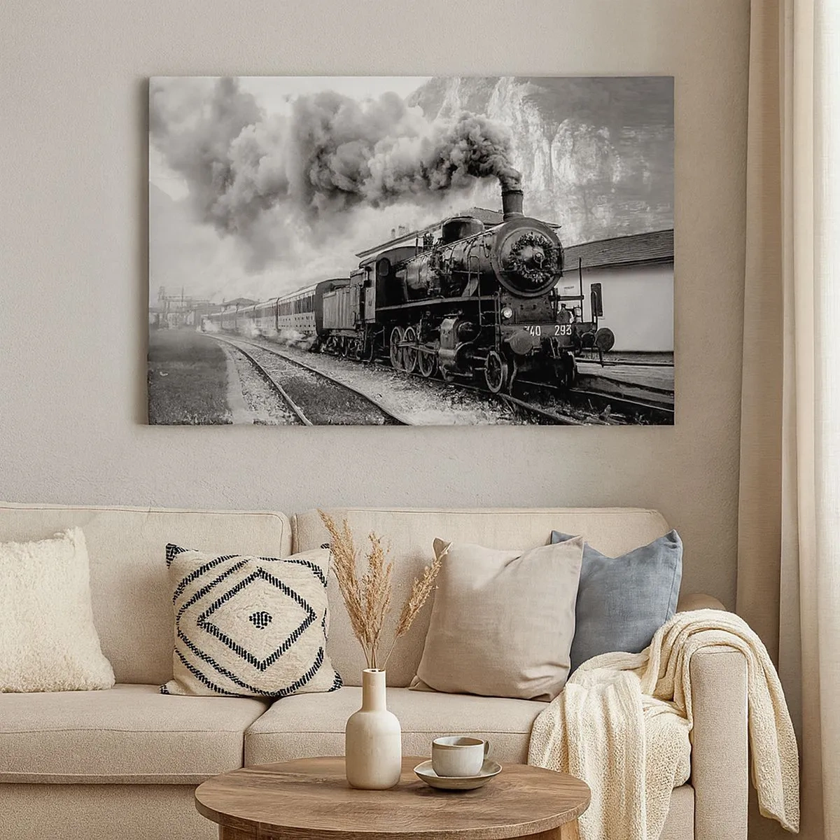 Quadro su tela - Stampe su Tela - Una locomotiva a vapore bianca e nera sullo sfondo di un paesaggio montano - 70x50cm - Ferma alla stazione... - Decorazione murale moderna per soggiorno e camera da letto ARTTOR