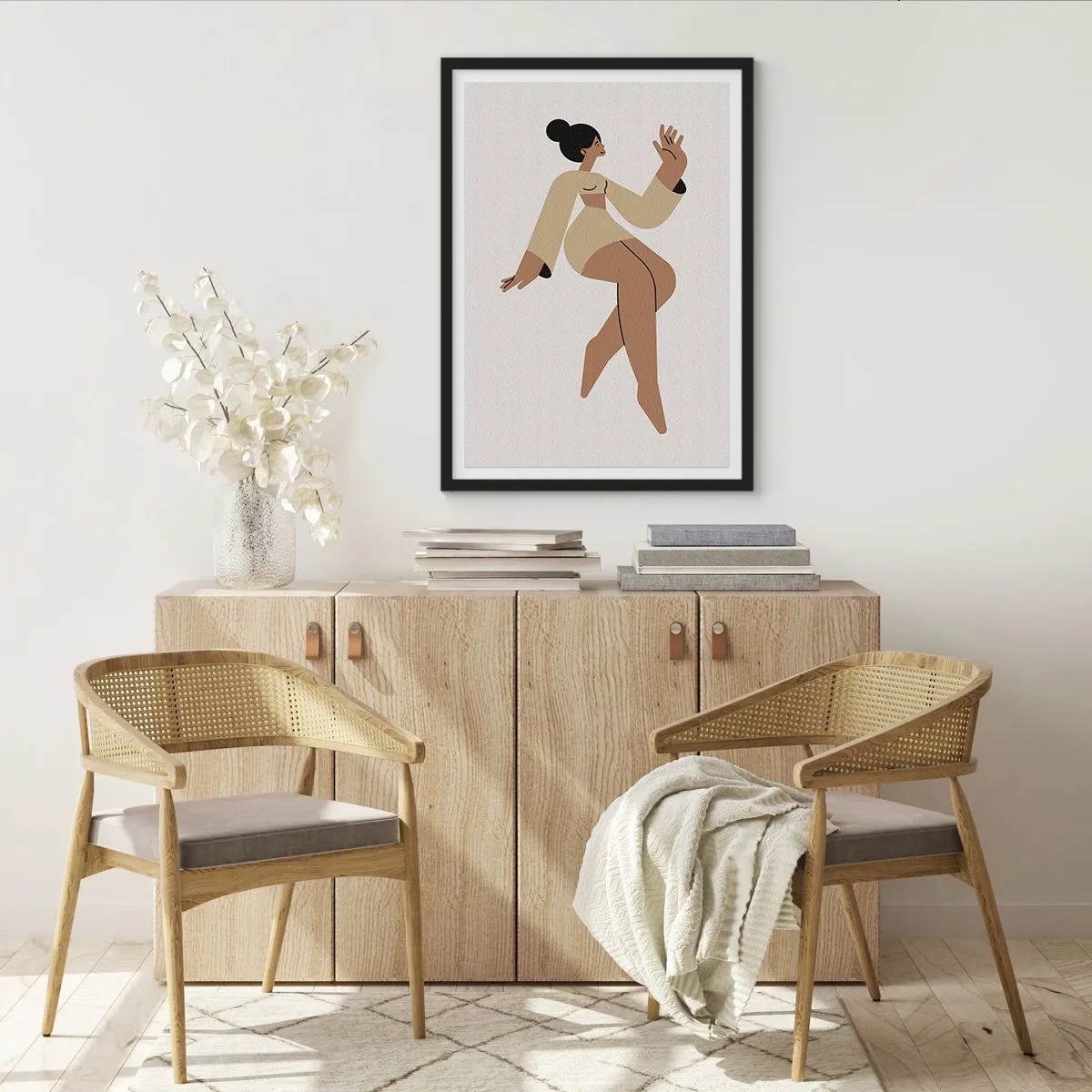 Poster in cornice nera - Un'illustrazione minimalista di una figura femminile in movimento. - 50x70cm - La forma del fascino - Decorazione murale moderna per soggiorno e camera da letto ARTTOR
