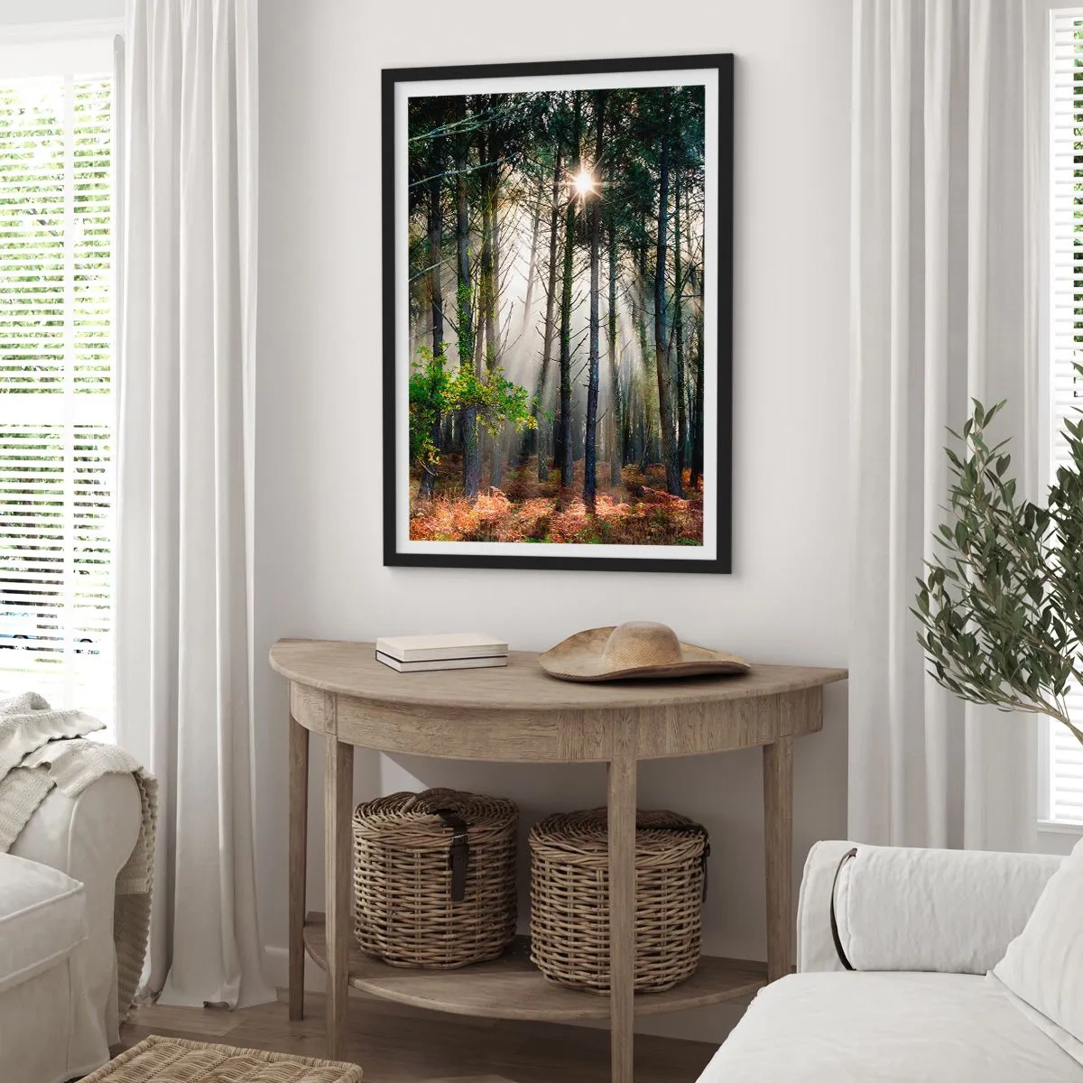 Poster in cornice nera - Magici raggi di sole nello scenario della foresta - 50x70cm - Zona boschiva - Decorazione murale moderna per soggiorno e camera da letto ARTTOR