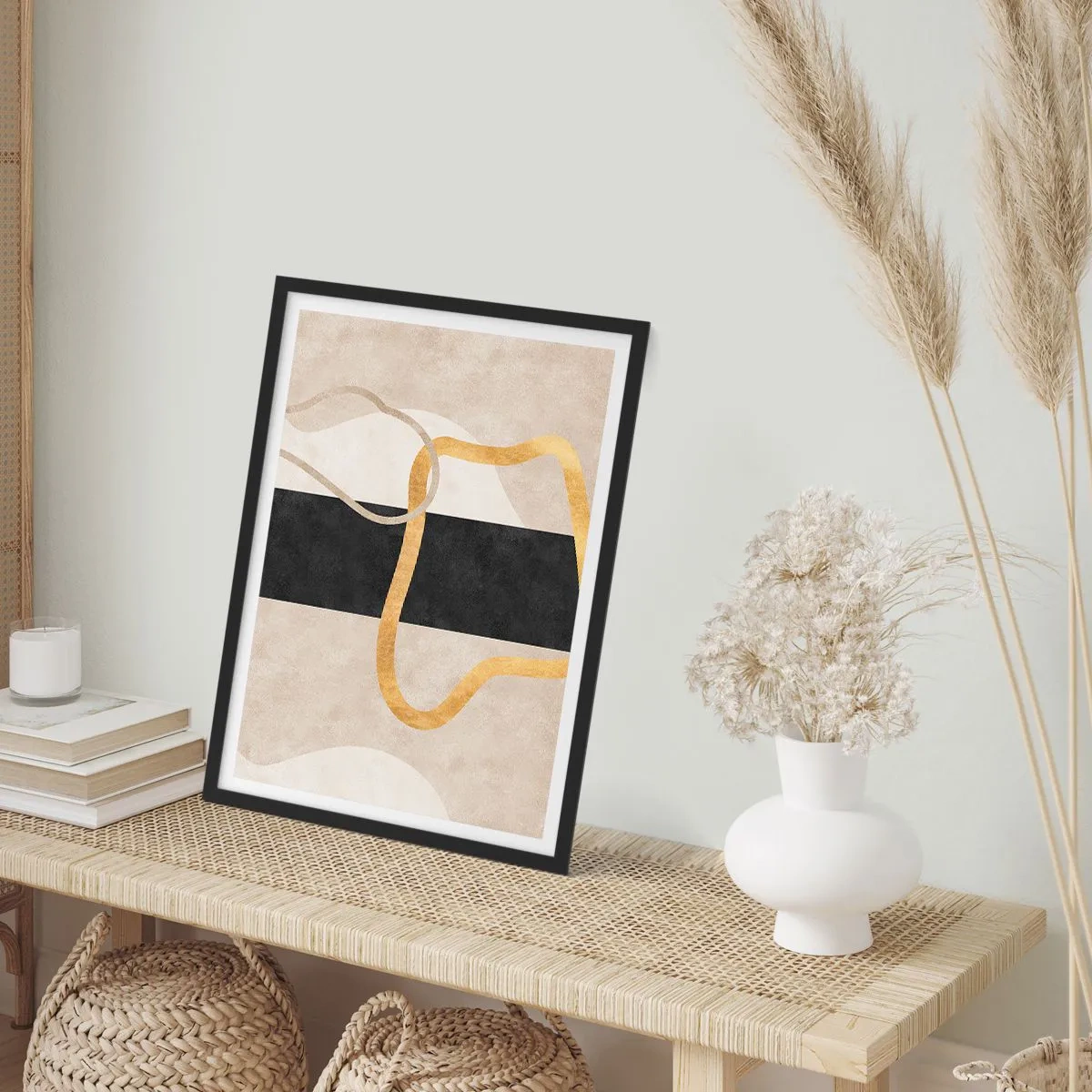Poster in cornice nera - Composizione astratta con sfondo nero, oro e neutro - 50x70cm - Forme intrecciate - Decorazione murale moderna per soggiorno e camera da letto ARTTOR